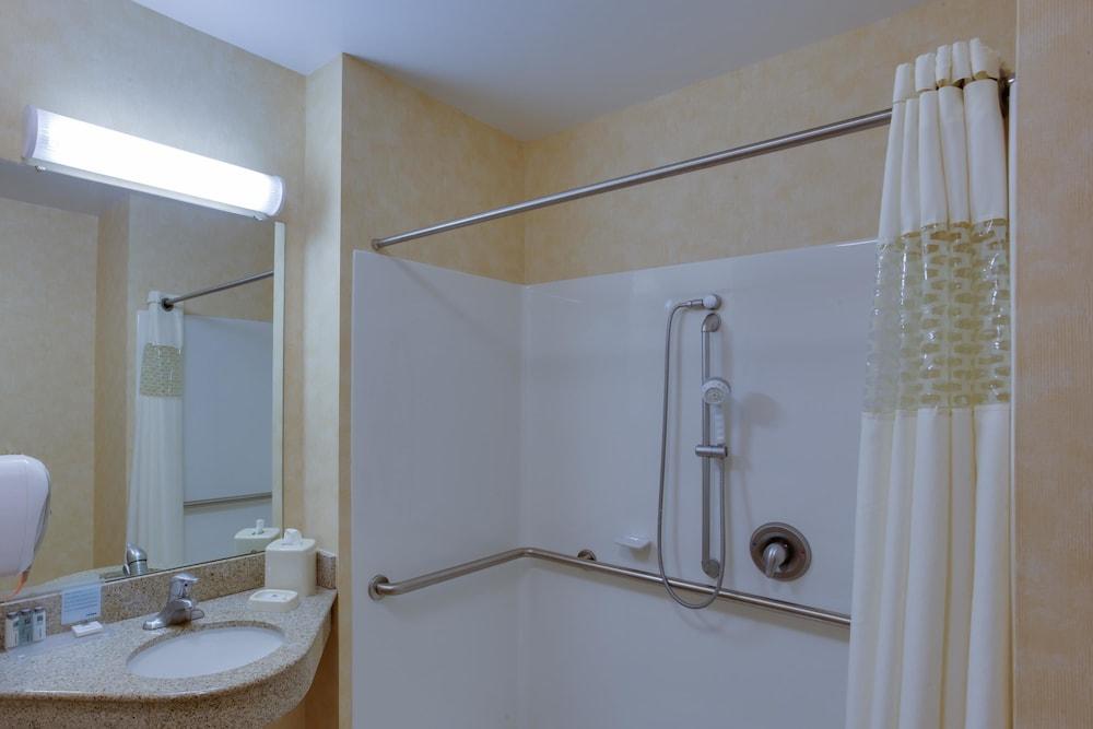 Hotel Hampton Pine Grove