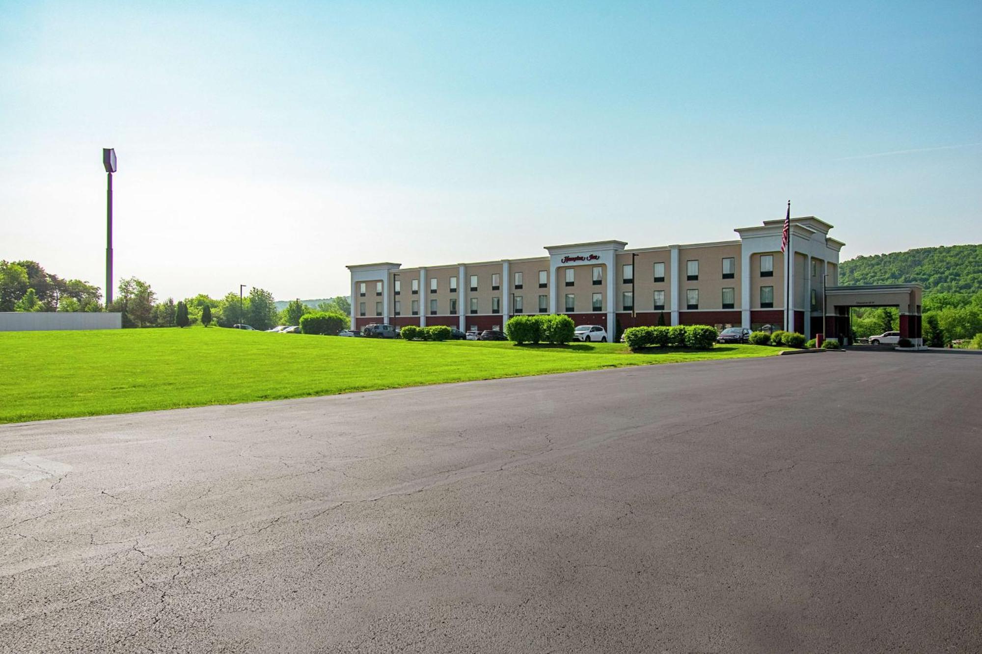 Hampton Pine Grove Hotel 3*