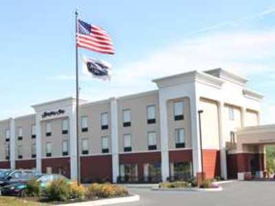 Hampton Pine Grove